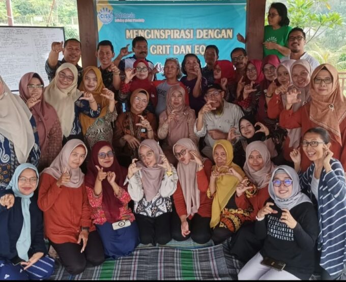 Workshop "Menginspirasi dengan GRIT dan EQ" CISV dan Gugus Carlir