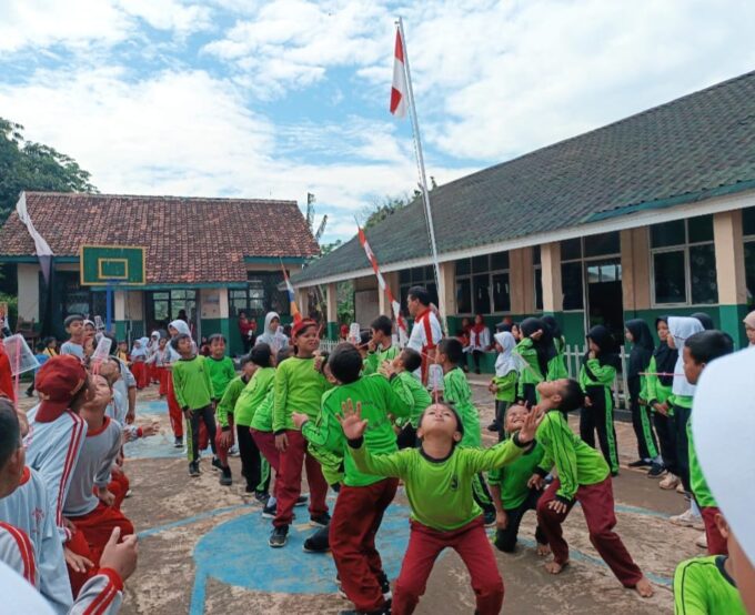 Serba-serbi HUT ke-80 RI di Sekolah