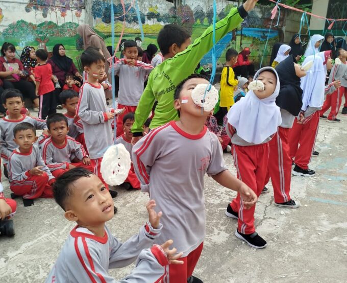 Serunya Perayaan 17 Agustus  di SDN Ciaruteun Ilir 05